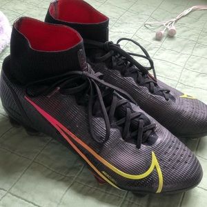 Nike mercurial soccer cleats